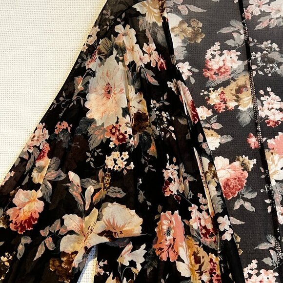 Ember Womens XL Open Front Sheer Kimono Boho Dark Romantic Floral with Fringe - Picture 3 of 11